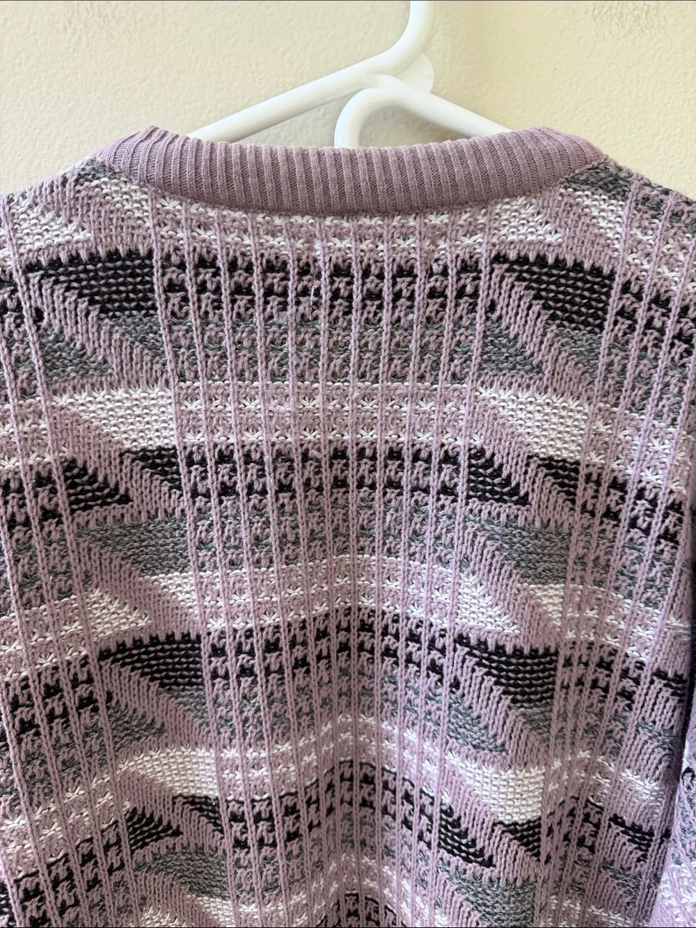 Vintage 90s Men's Purple, Black, Grey Abstract Patterned Crewneck Sweater, Sz M